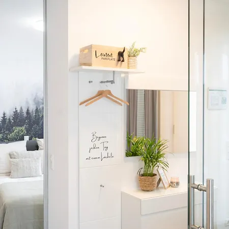 Residenz - Waldspaziergang - Terrasse - Sauna - Parkplatz Apartment