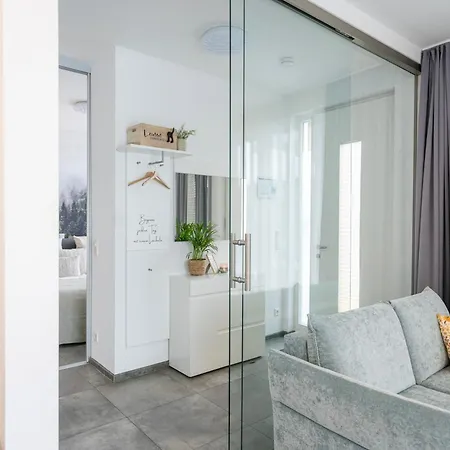 Hello Holidays Residenz - Waldspaziergang - Terrasse - Sauna - Parkplatz *
