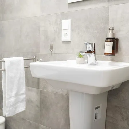 Hello Holidays Residenz - Waldspaziergang - Terrasse - Sauna - Parkplatz Appartamento